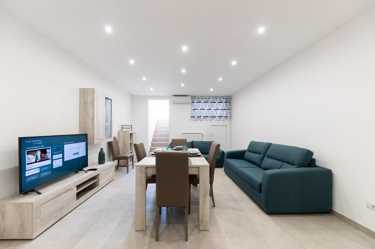 Plume Apartment By Wonderful Italy Bari Buitenkant foto