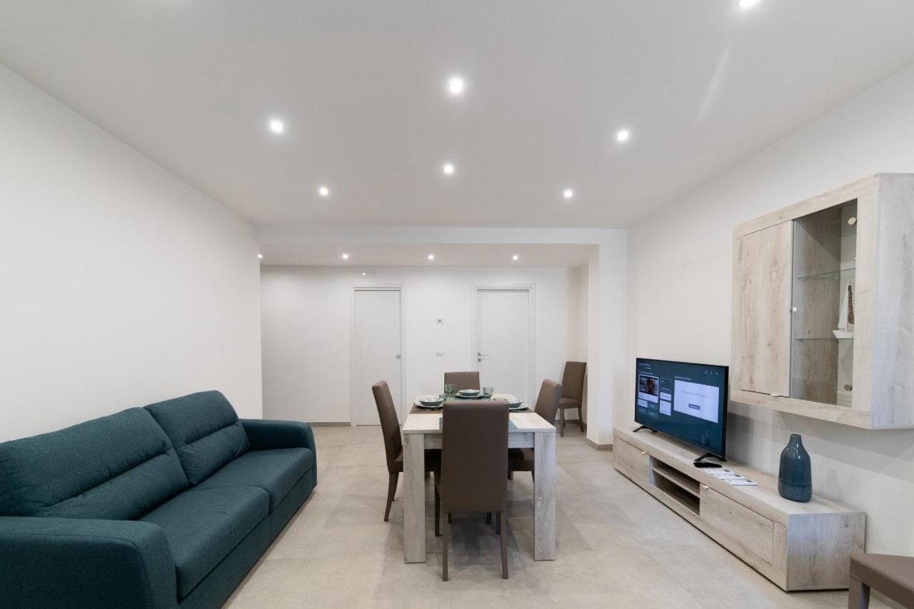 Plume Apartment By Wonderful Italy Bari Buitenkant foto